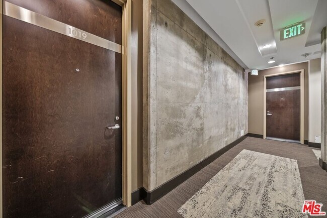 Photo - 1111 S Grand Ave Unit 1019