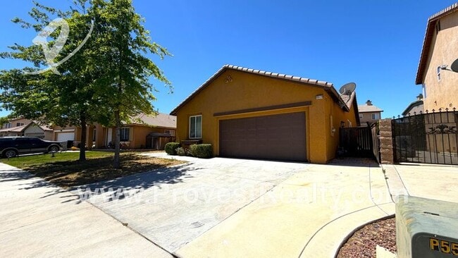 Building Photo - 13173 Cucamonga Ct
