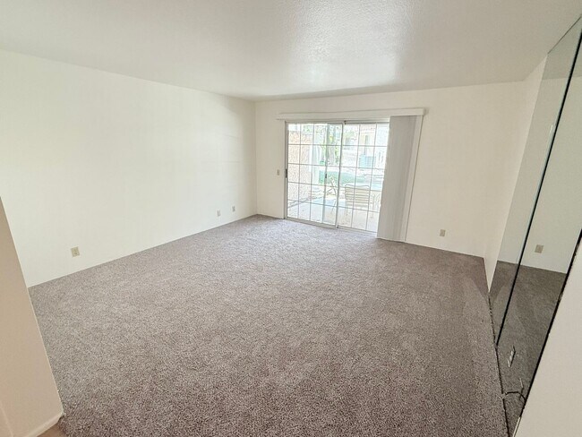 Building Photo - Freshly Updated 2-Bedroom Condo In The Mesquite Country Club Community Unit G37