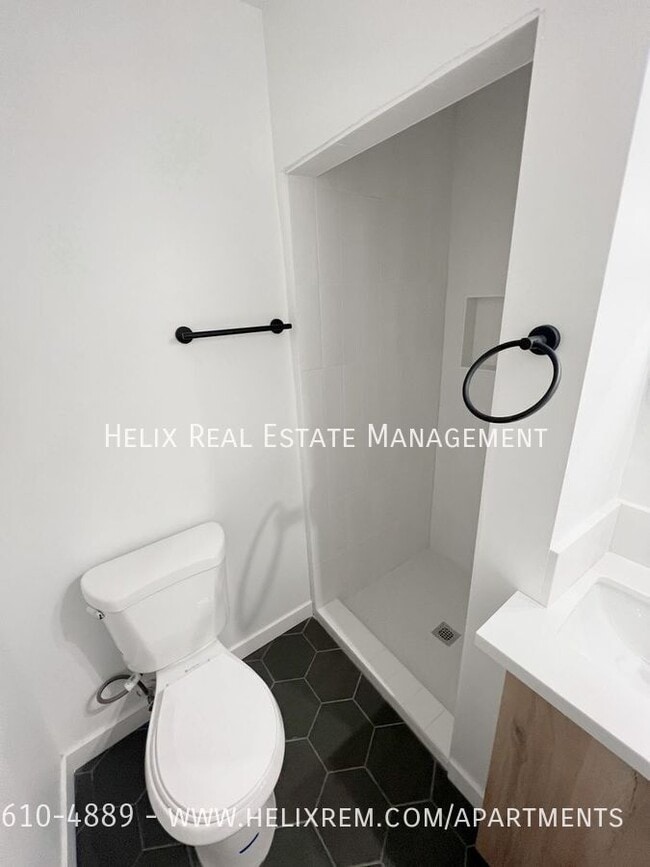 Photo - 190 S Marengo Ave