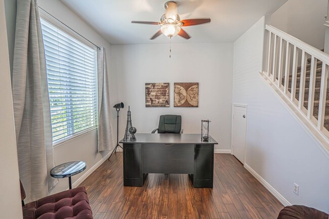 Photo - Fully Furnished House - Short Term Lease - Month to Month - Most utilities Included