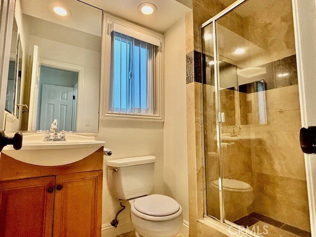 Photo - 904 W Balboa Blvd