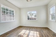 Photo - 1839 S Cochran Ave House
