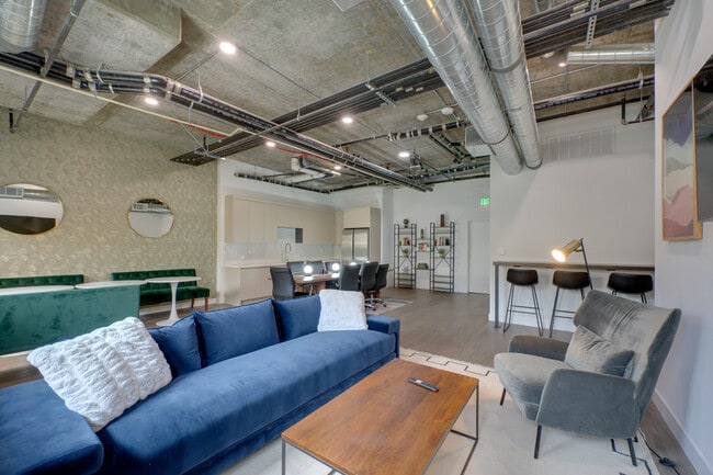 Photo - Pine on Gramercy