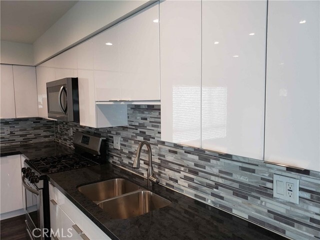 Photo - 2651 S Hobart Blvd Unit 5