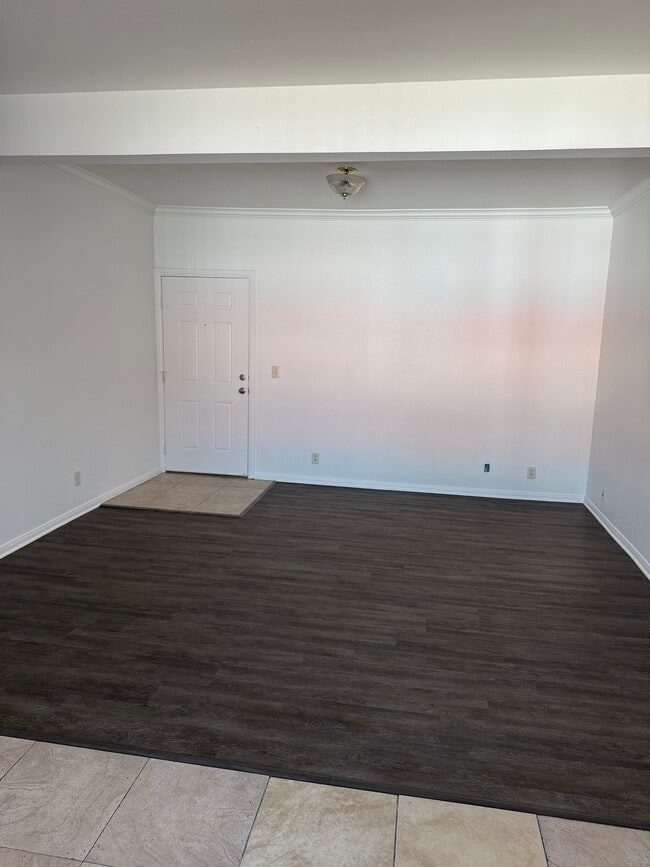 Living rppm - 1700 W 43rd St Unit A