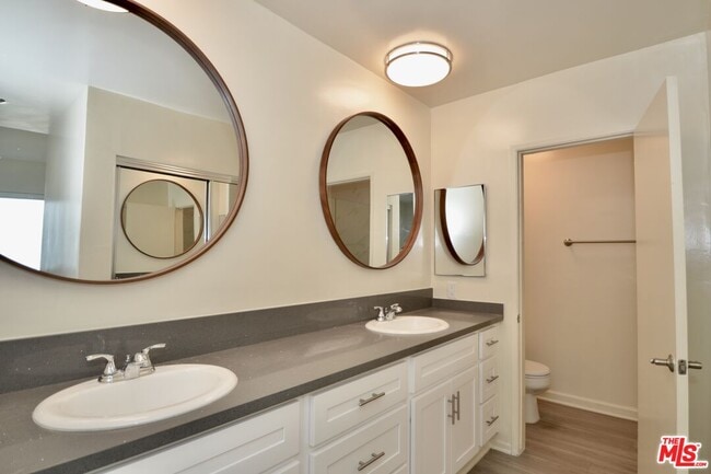 Photo - 18069 Coastline Dr Unit 9