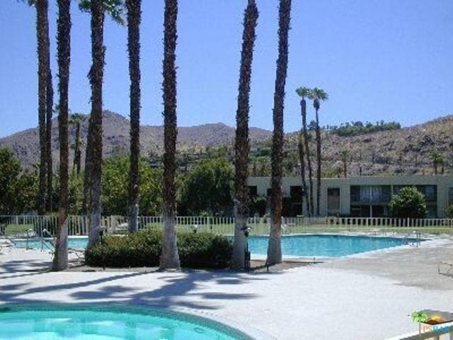 Photo - 64829 Sanderling Ct