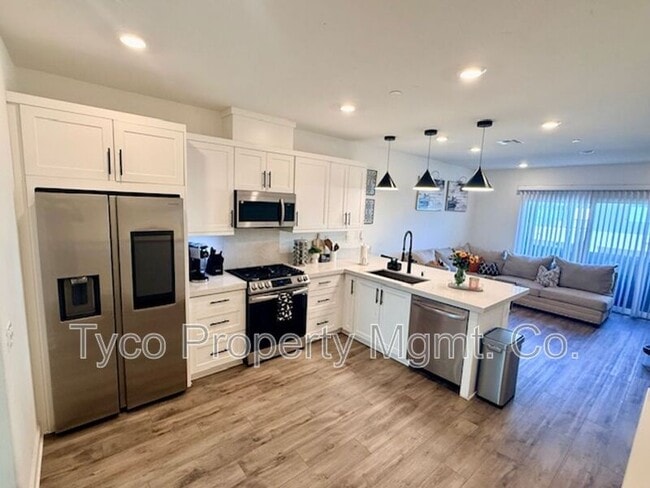 Photo - 2052 Vela Ln