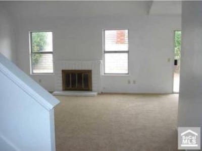 Photo - 1169 N Mulberry Ave