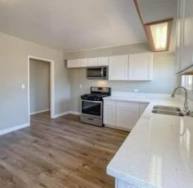 Photo - 43858 Rimvale Ave