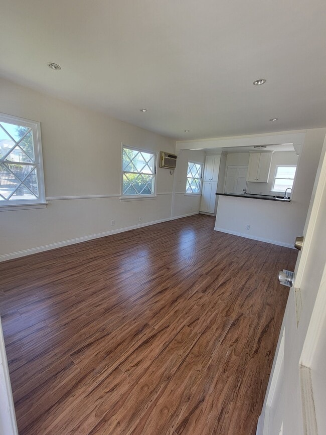 Photo - 13626 Leadwell St Unit 626L