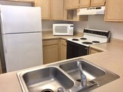 Photo - RB 2 Br 2 BathPetOK+washer+Dryer All Appl 2 Prkg spots>TEXT 858-774-1574 Unit 2727