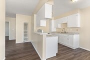 Photo - 811 Gardenia Ave Apartment Unit 04