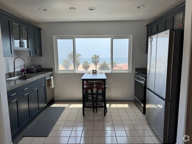 Building Photo - 1649 Appian Way Unit #312 Rental