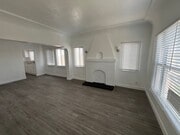 Photo - 920 Spence St Apartment Unit 924 1/2