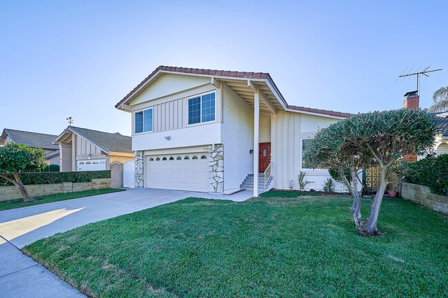 Photo - 15507 Caulfield Ave