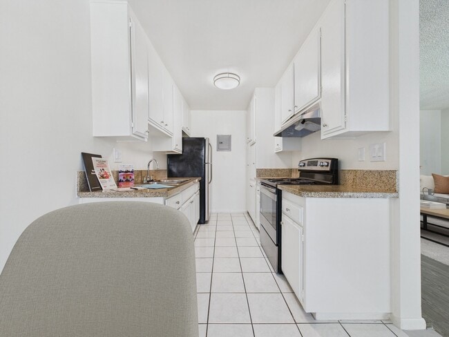 Photo - Woodman Apartments