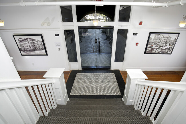 Main lobby - The Marquis