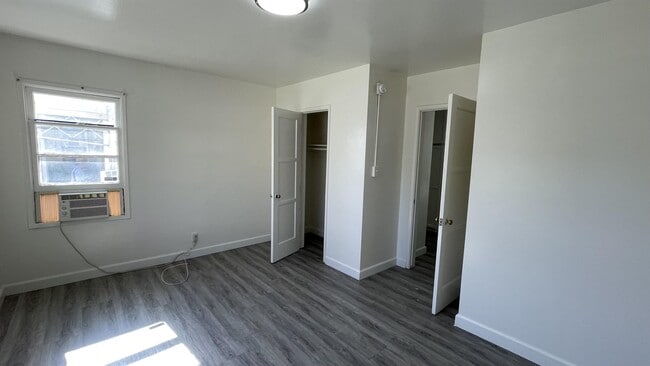 Photo - 2425 Silver Lake Blvd Unit 2425-B