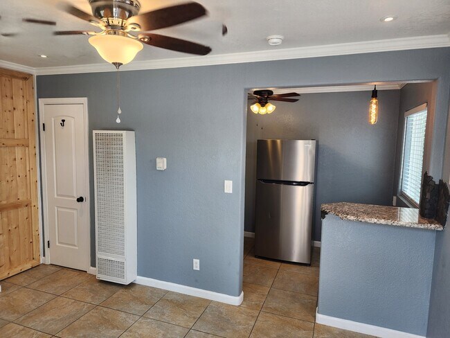 Photo - 711 S Pine St Unit 711