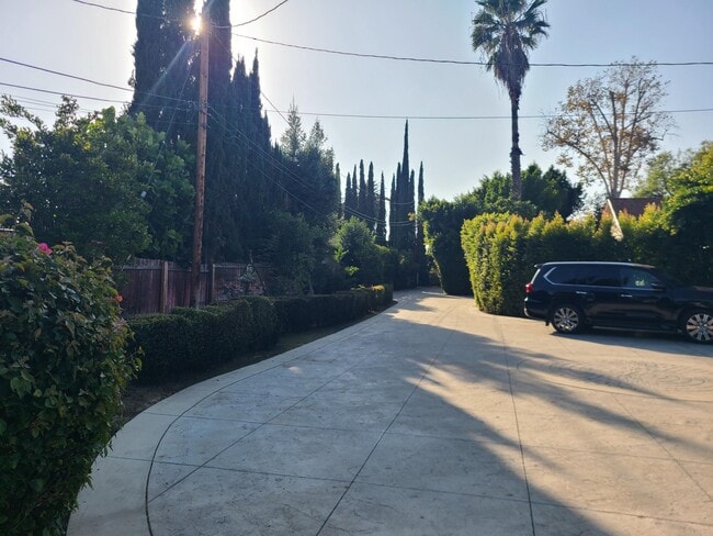 Photo - 1720 S Baldwin Ave