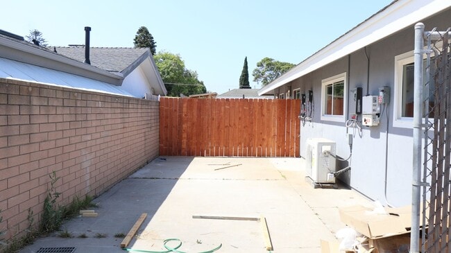 Photo - 2 bedrooms 2 baths corner home in Imperial Beach.