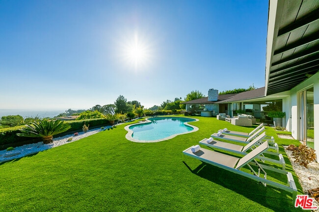 Photo - 1474 Carla Ridge