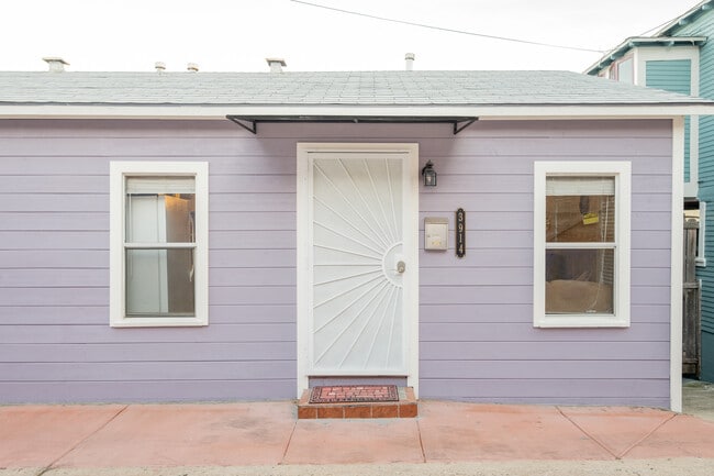Building Photo - 3914 Florida St Unit 3914
