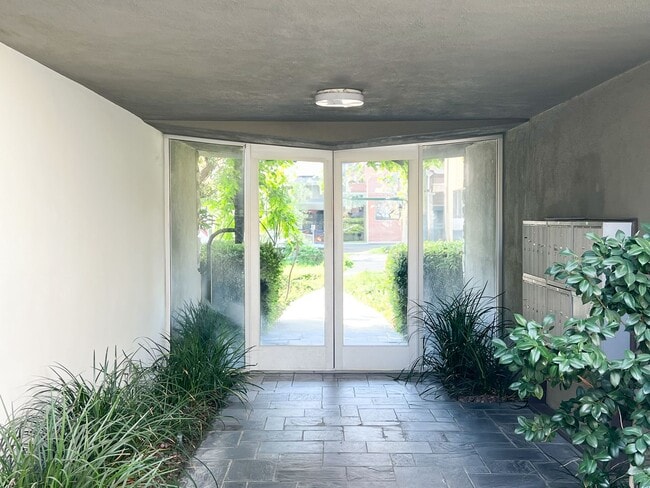 Photo - Addison Apartments