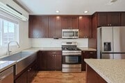 Photo - 488 D St