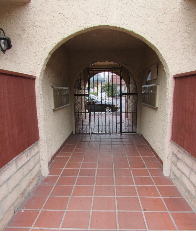 Photo - 12826 Vanowen St Unit 7