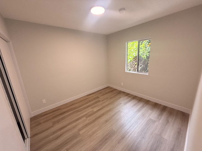 Photo - 115 E Colden Ave Unit 05