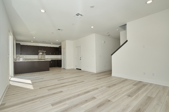 Photo - 389 Havasu Wy