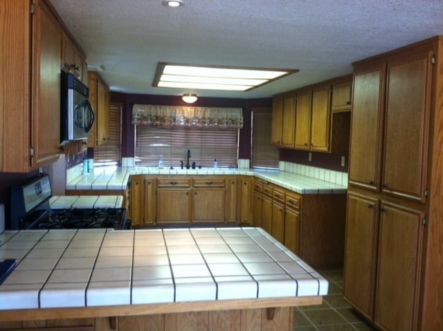 Photo - 3 BEDROOM VICTORVILLE HOME ON SPACIOUS LOT IN VICTORVILLE