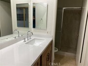 Photo - 907 Creekside Dr