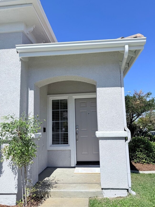 Photo - 13403 Hawthorn Ave