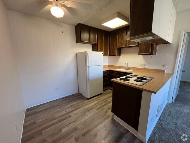 Building Photo - Second Month Free! Welcome Home to La Casa... Unit 50
