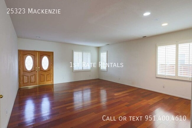 Photo - 25323 Mackenzie-