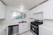 Kitchen - 737 N Chippewa Ave Condo Unit E
