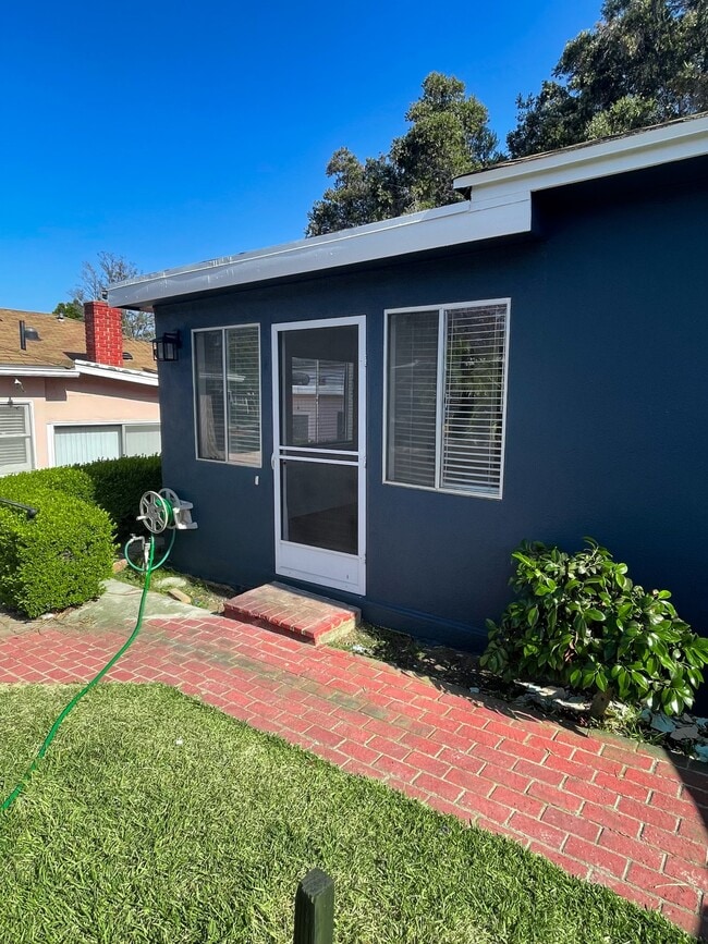 Front door - 6203 Condon Ave
