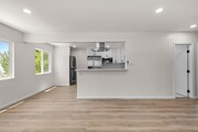 Photo - 1144 Eureka St