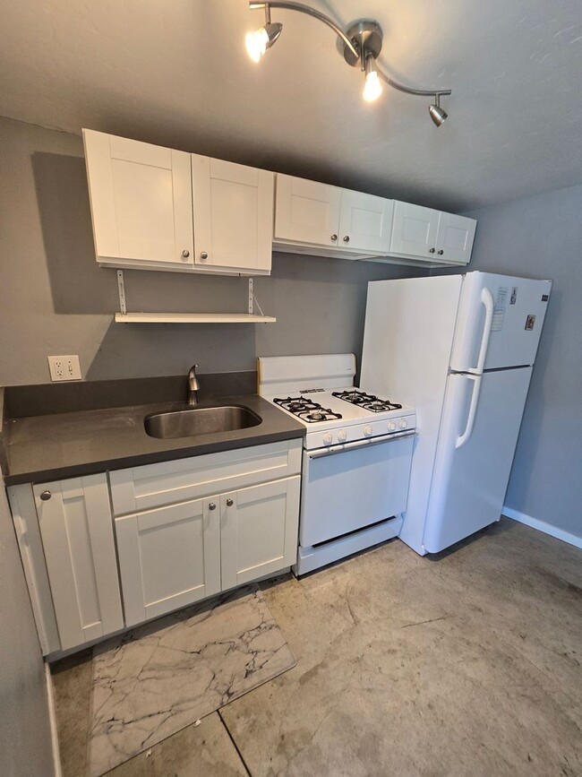 Photo - Recessed 1Bd/1Ba in Normal Heights w/ SOLAR + Private Gated Yard!! Unit 4669 1/2 35th St