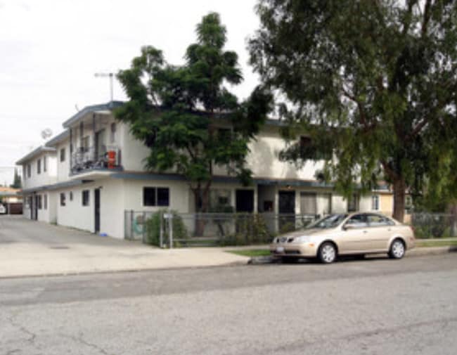Building Photo - 6009 Gallant St Unit H