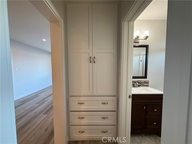 Photo - 657 W 24th St Unit 1