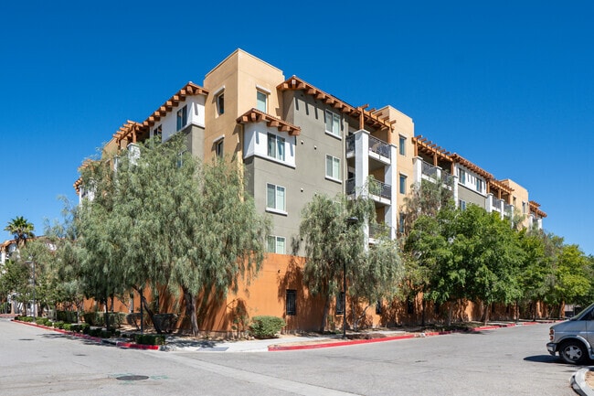 93550 Apartments for Rent | Real Listings. No Spam.