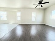 Photo - 1368 E Vernon Ave