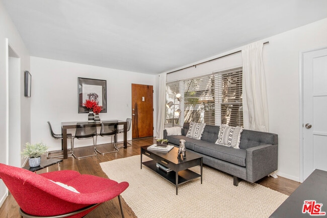 Photo - 2115 Ocean Park Blvd Unit 1