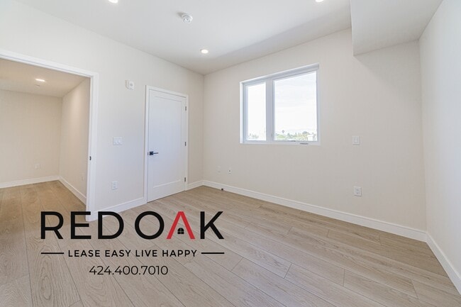 Photo - 5320 Cartwright Ave Unit 503