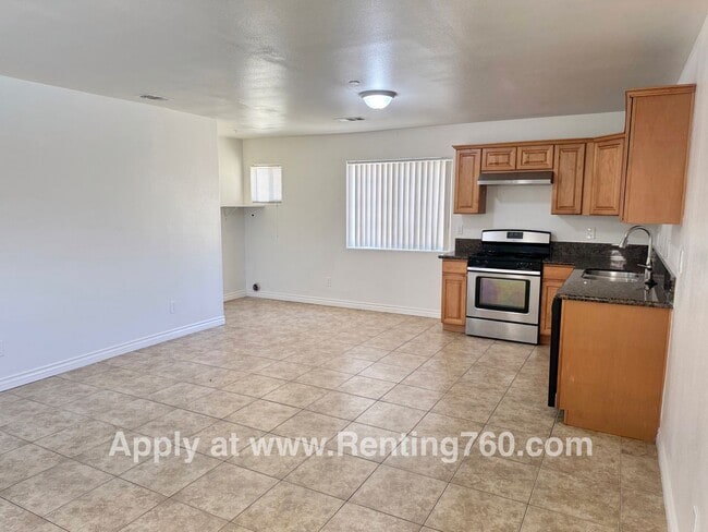 Photo - 3 Bed 2 Bath Home With Scenic Desert Views